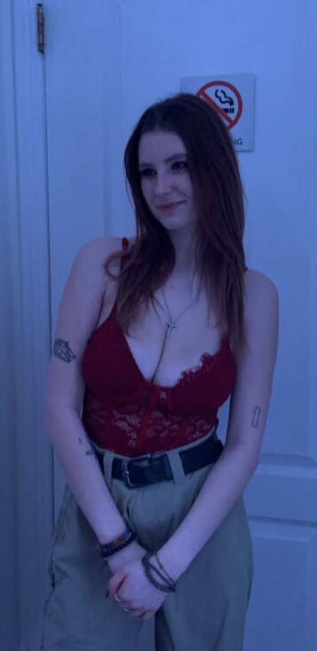 Emily Ostafew beautiful actress galleries