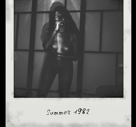 Sukesha Ray naked model img