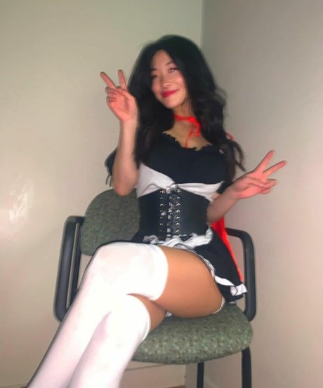 Kelsmt Reeseyueee star nude photos