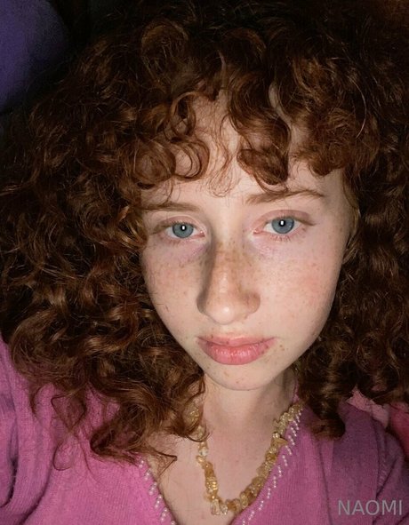 naomime pretty star photo