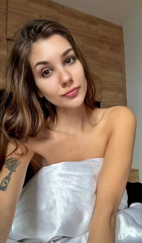 aliss foxy nice actress picture