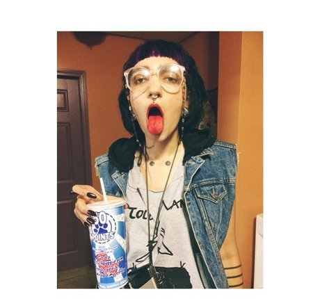 Noorann Matties sexy star pics