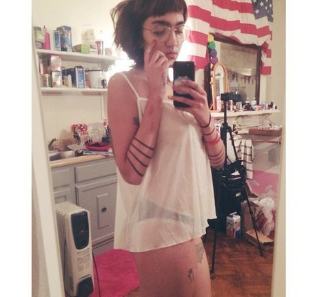 spreading onlyfans erotic pictures