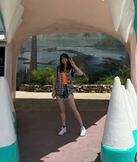 Chelsea Cook nude pornstar images