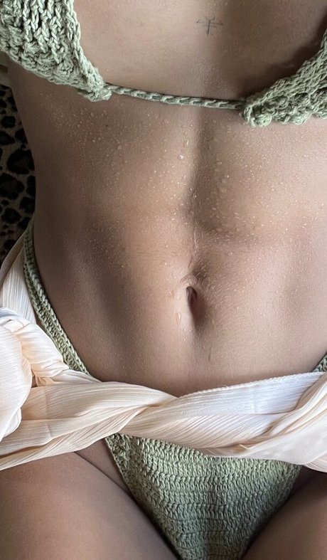 Vanessa Moe star beautiful pictures