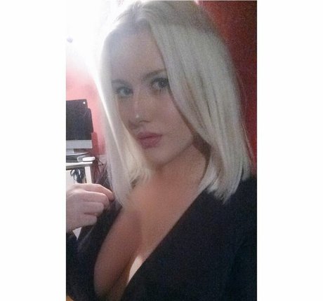 Bethany Koko model nude pictures