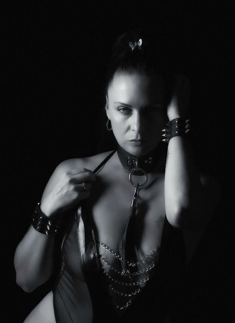 Alice Small model hot galleries