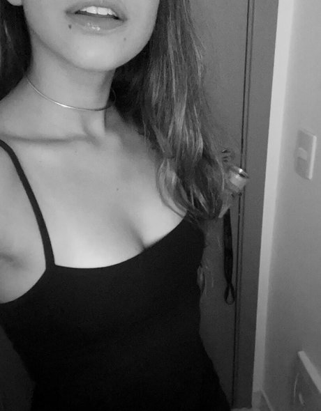 Mavialvc star adult gallery