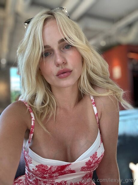 lexyy grey erotic star image