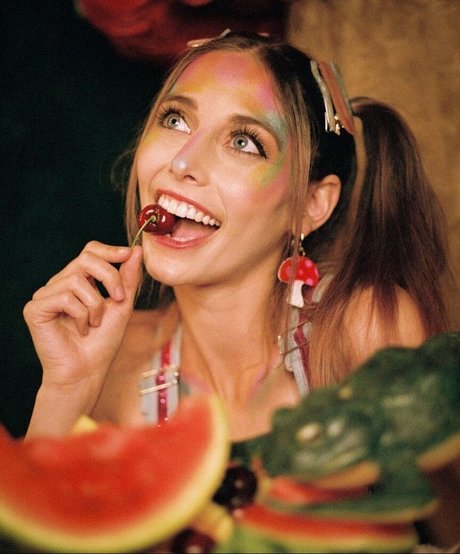 AlexandraQnin perfect pornstar picture