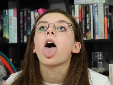 Katherine Hudson model exclusive pictures