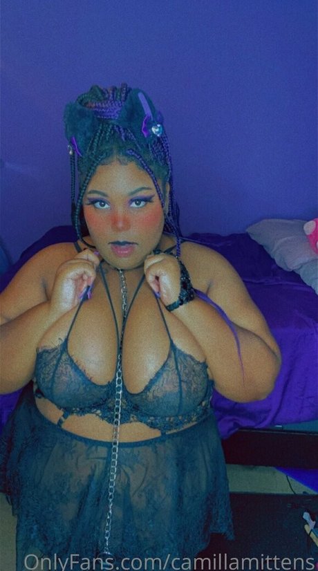 Camilla Mittens star pornographic photo