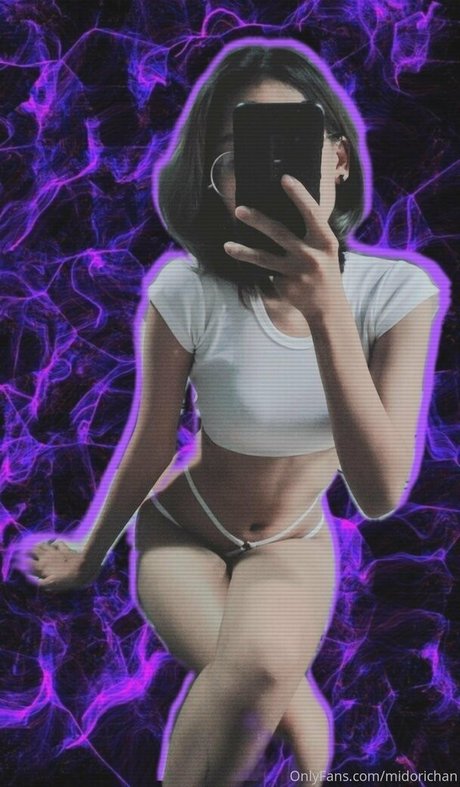 midorichan pornographic star picture