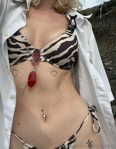 kailathebrat model free img