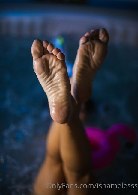 ishamelesss star porn galleries