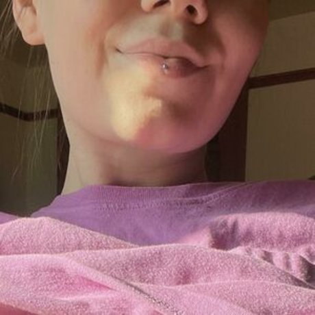 SweetviPie star sex img