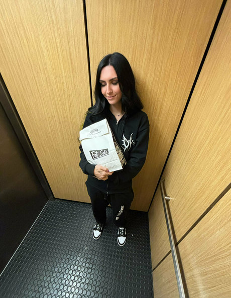 lost cos top model photo