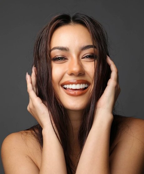 Amanda Obdam adult model img