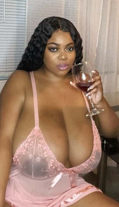 FinallyAGoddess star adult photo