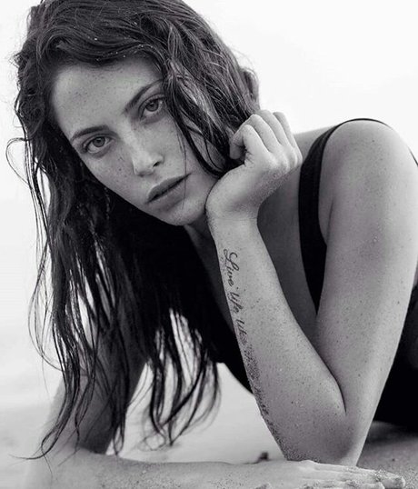 Agam Azulay model exclusive photos