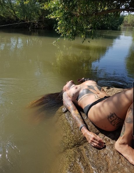 Bar Shachar top star archive