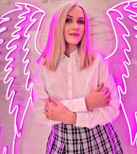 Una Fairy hot star images