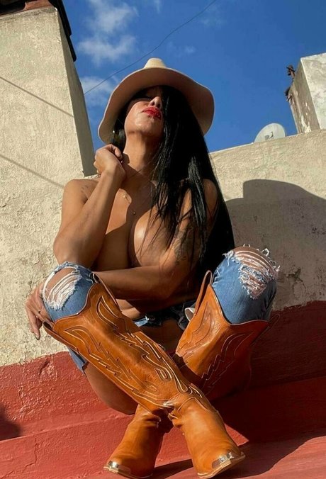 your sofia ts naked pornstar pictures