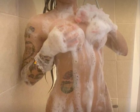 digitalkuromi pretty pornstar picture