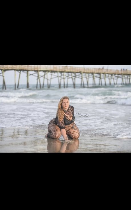 Ms Dondada sexy actress image