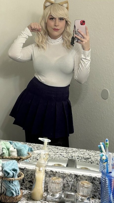 Kyloquinn porn model pic