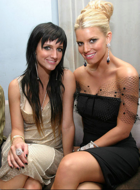 Ashlee Simpson Ross adult star archive