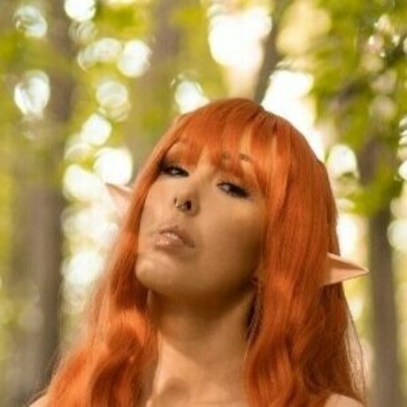 SusiQueee sexy star pictures