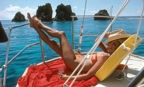 Christie Brinkley erotic star picture