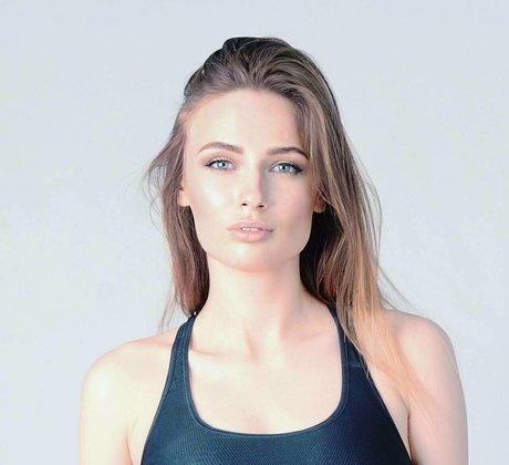 santase pornstar adult archive