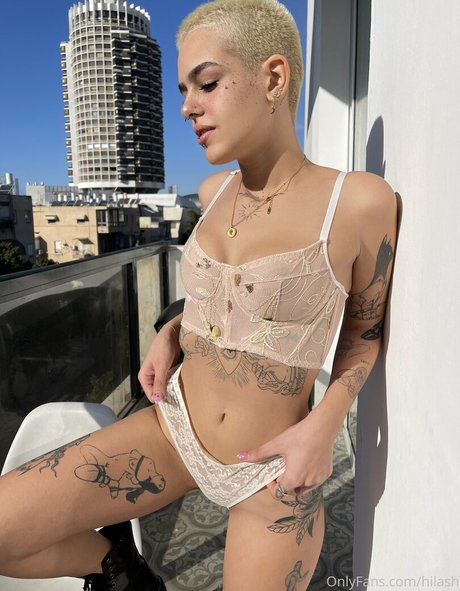 Hila bby beautiful model image