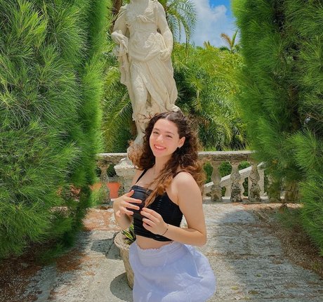 Gali Golan perfect star picture