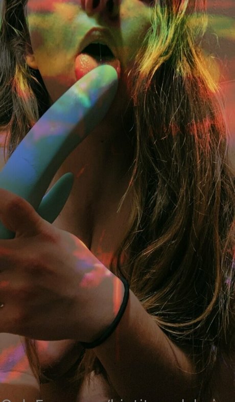 bigtitsandchains star pornographic images