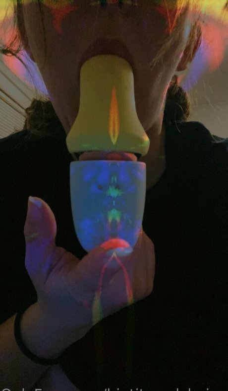 bigtitsandchains sexy pornstar image