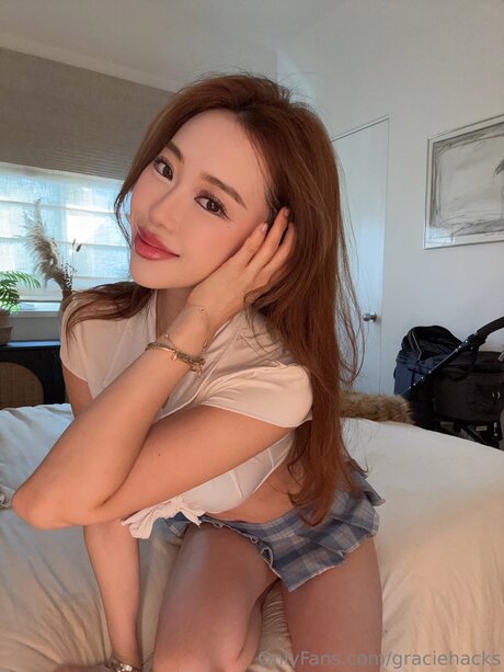 graciehacks sexy model photos