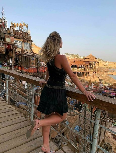 sandraa love nude actress archive