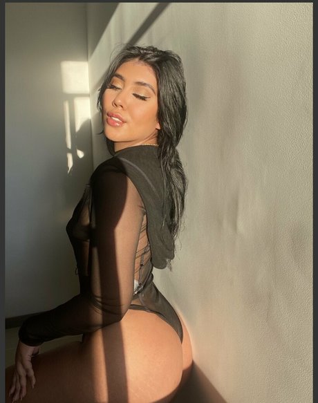 Charlote Rouge naked star pictures