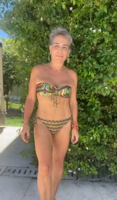 Gloria Pires art star picture