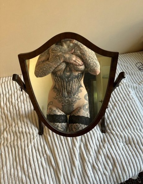 Teganleighofficial pornographic model img