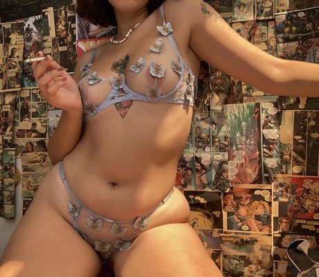 impussymagnet erotic star pic