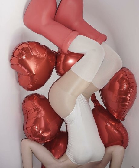 Dapariz star naked pics