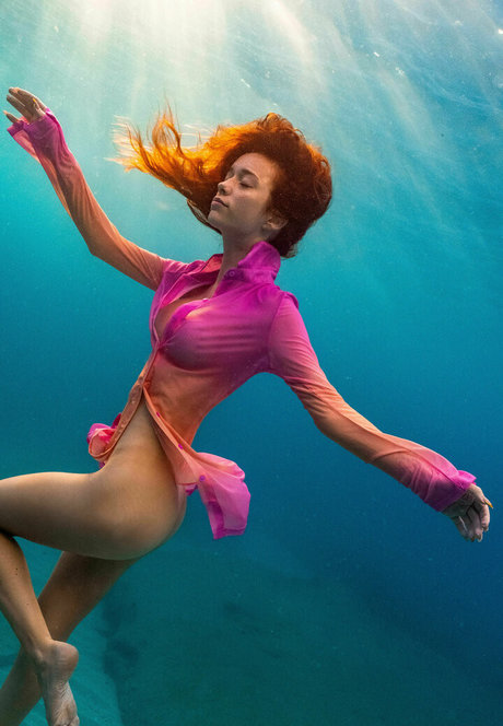 ivyeros sex star pictures