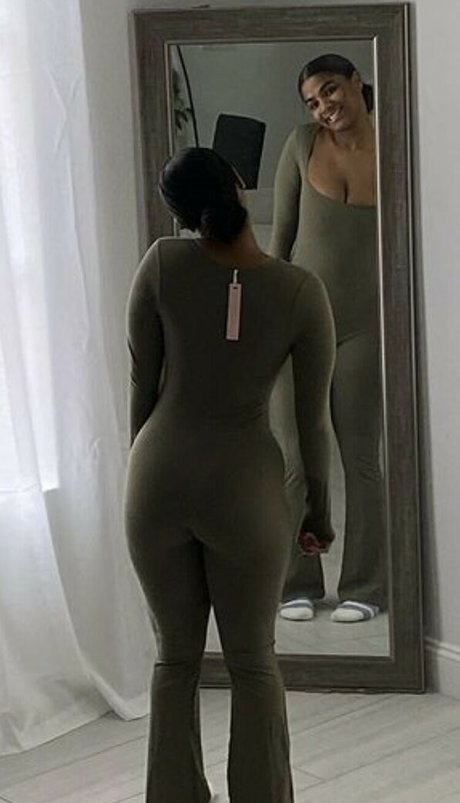 Sh33Natay model best pictures