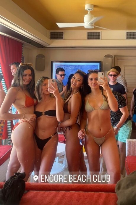 Otilia Danalache model exclusive photo