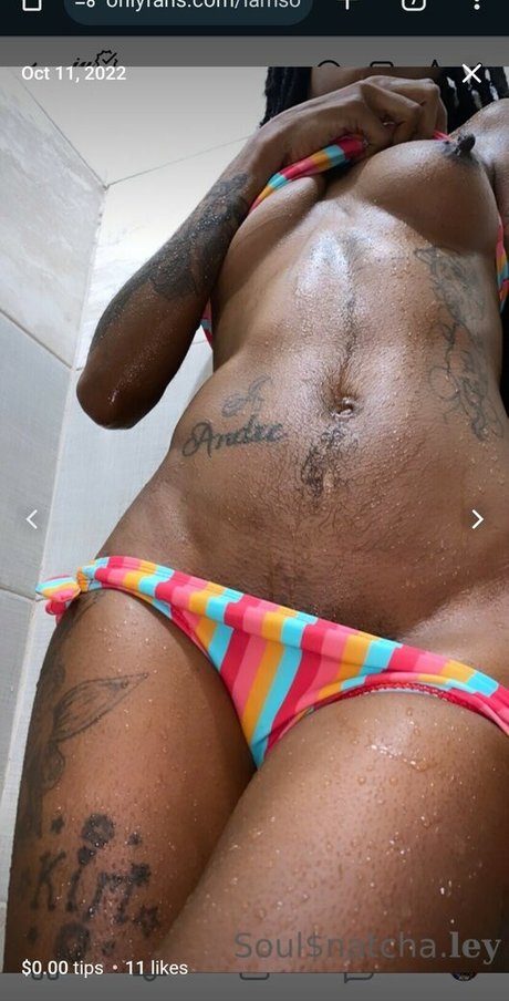 Ley Auhra pornstar nudes photos