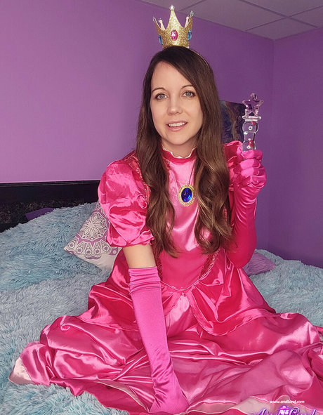 Andi Land porn model image